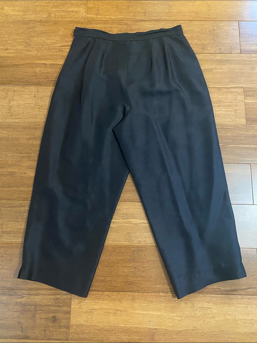 Robbie Bee Black Cropped Pants